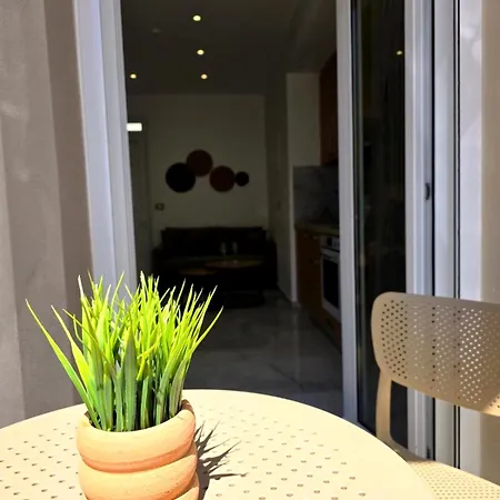 Anthouli Homes 3, Steps From And Centre Apartman