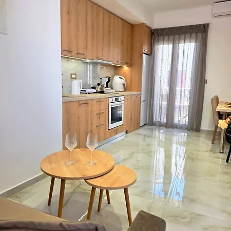 Apartman Anthouli Homes 3, Steps From And Centre *